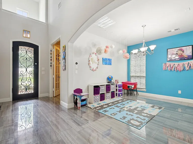 5012 Engleswood Trl — Photo 3