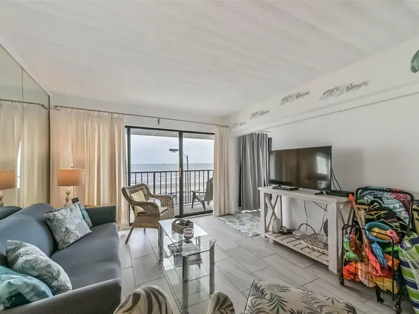 7310 Seawall Blvd APT 404, Galveston, TX 77551