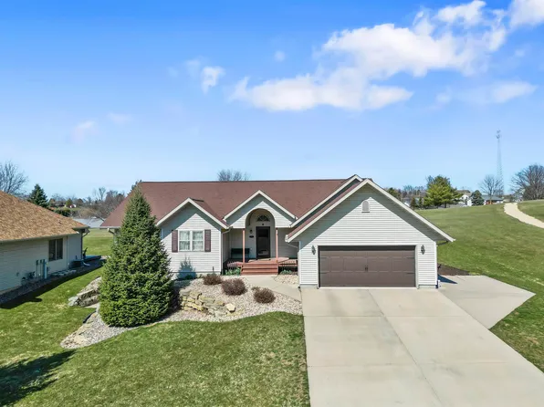 209 Quail Ridge Dr, Barneveld, WI 53507
