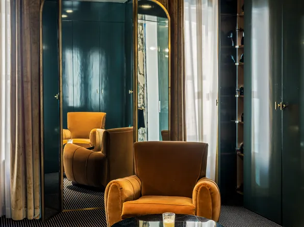 462 West 23rd Street image 15 of 17