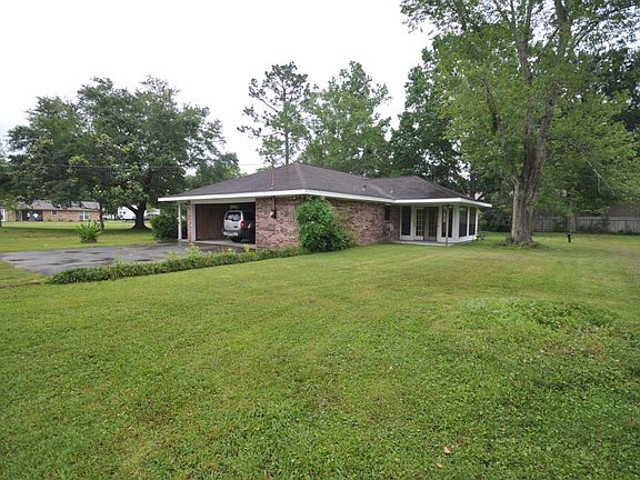 3rd image of 147 Debra Ln