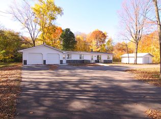 4229 N County Road P, Green Bay, WI 54229