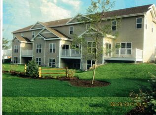 349 Lakeview Dr, Whitewater, WI 53190