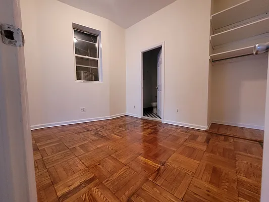 Rented by EXR | media 8