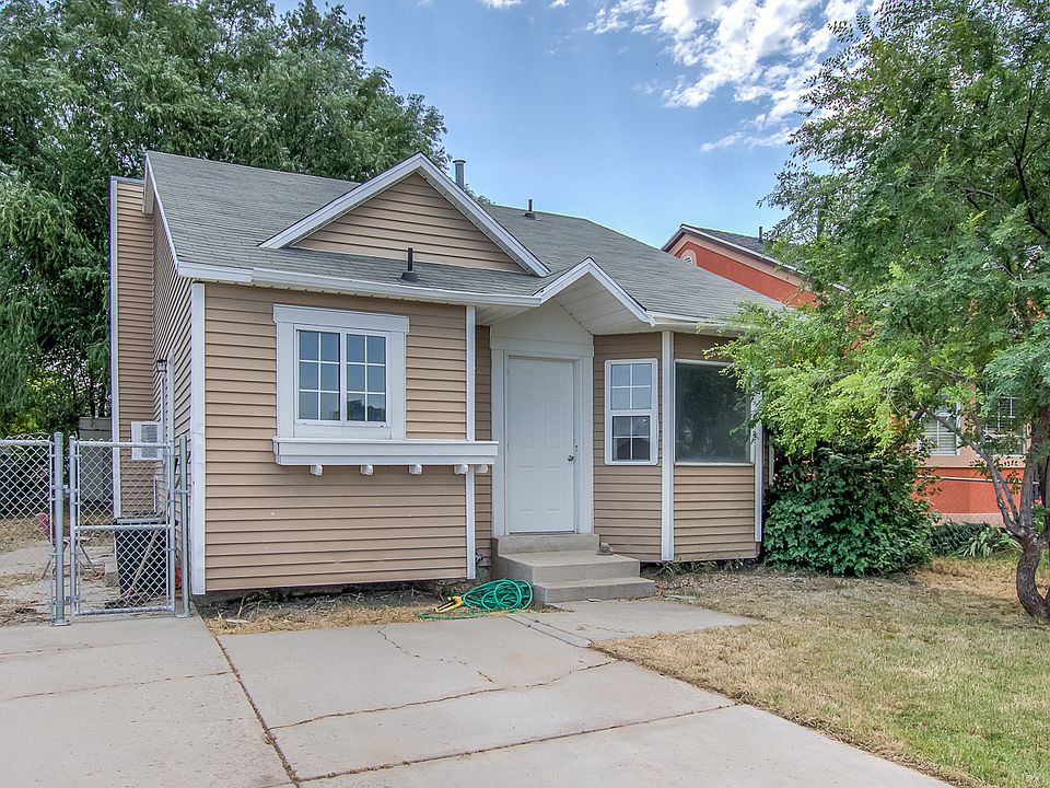 1st image of 2651 S Melville Dr