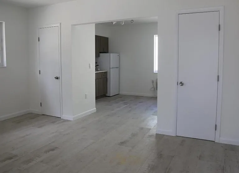 7800 NW 2nd Ave #112 — Photo 3