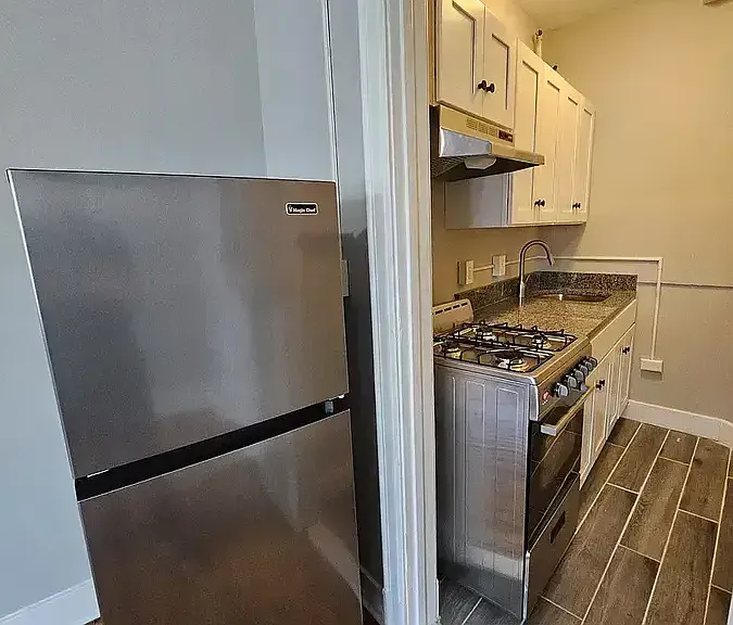 1175 Chapel St #202 — Photo 1