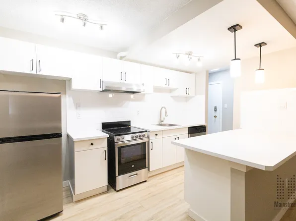 Crescent Heights Apartments, 312 3rd Ave NE, Calgary, AB T2E 0H4