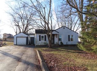 7409 E Piccadilly Rd, Muncie, IN 47302