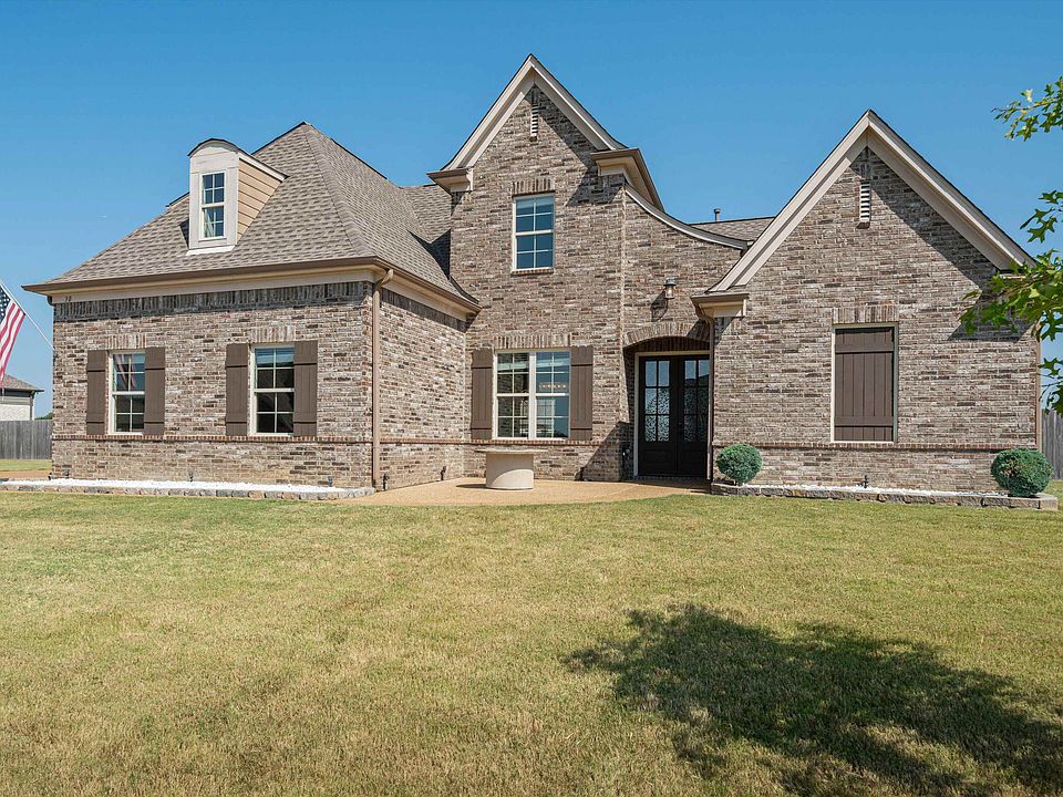 1st image of 30 Sophie Ln