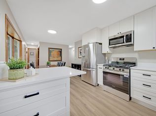 653 12th Ave NW, New Brighton, MN 55112