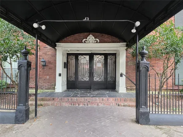 3201 Saint Charles Ave APT 308, New Orleans, LA 70115