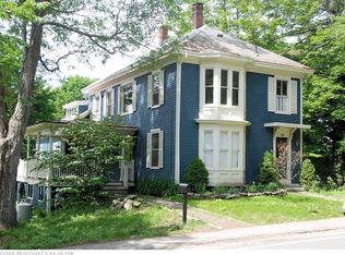 60 Mountain St, Camden, ME 04843