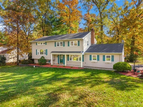 540 Rolling Hills Rd, Bridgewater, NJ 08807