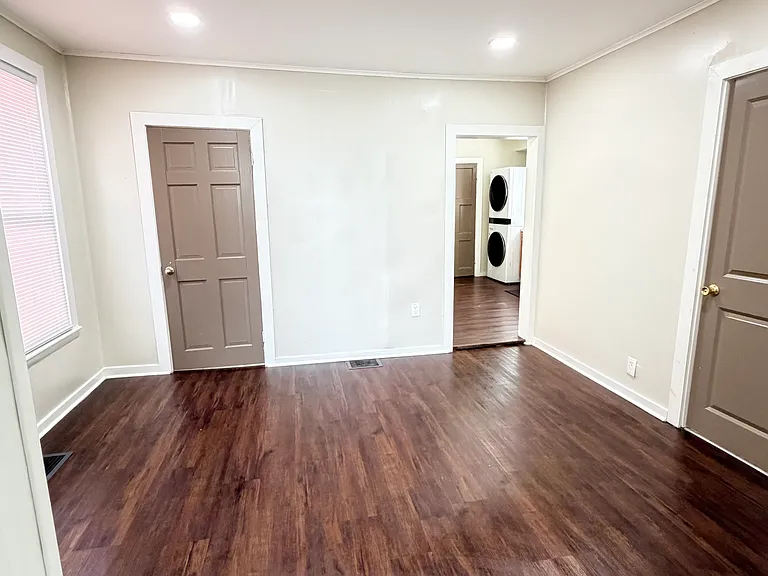 505 Tilden Ave #1 — Photo 3