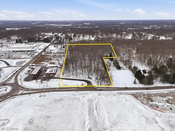 E Turkeyfoot Lake Rd, Akron, OH 44312