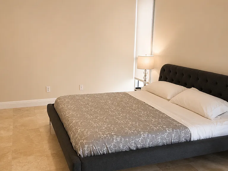 1500 Ocean Dr #510 — Photo 8