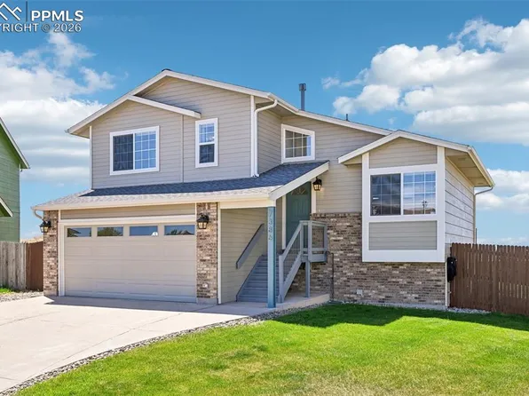 7386 Coral Ridge Dr, Colorado Springs, CO 80925