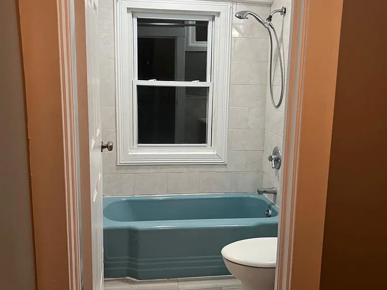 10 Bank St #10 — Photo 21