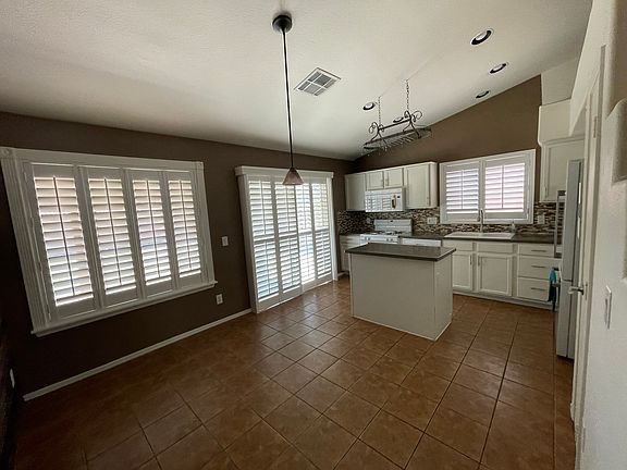 3rd image of 10765 W Louise Dr