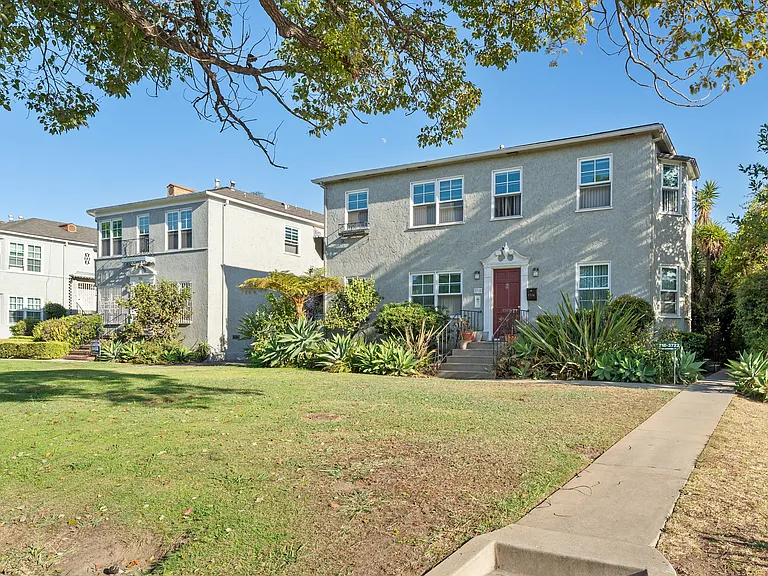 3720 W Adams Blvd #1 — Photo 2