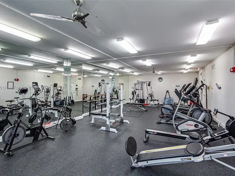 2655 Collins Ave #2308 — Photo 33