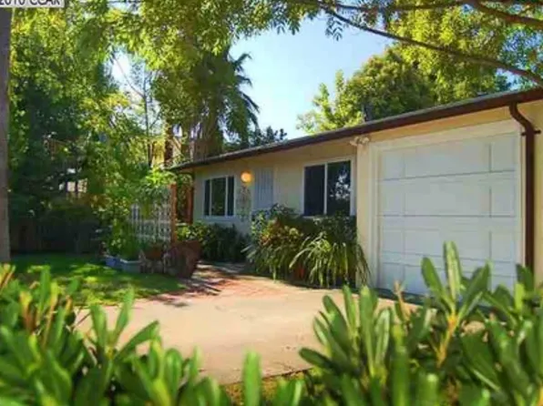 2570 Monterey Ave, Martinez, CA 94553