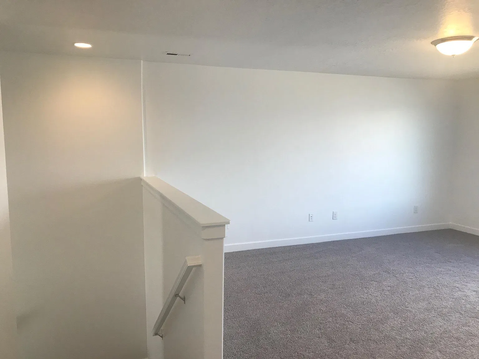 3 bed, 2.5 bath, 3085 sqft, $2,750 — Photo 2