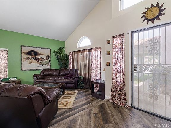 3rd image of 22779 Parkham St