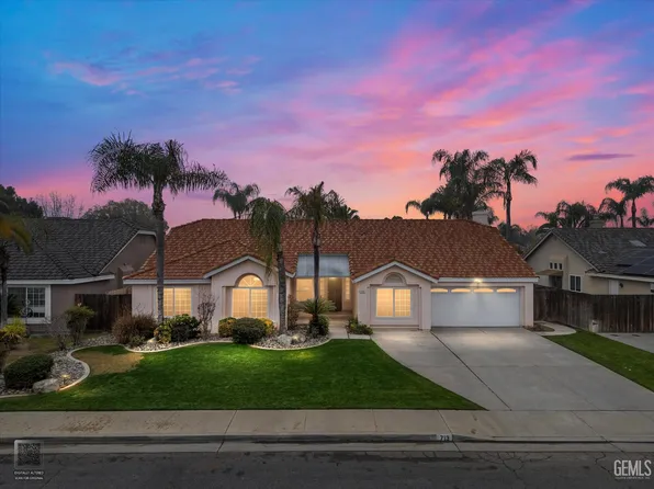 713 Quintana Dr, Bakersfield, CA 93314