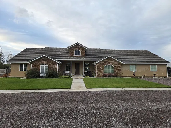 401 S Center St, Enterprise, UT 84725