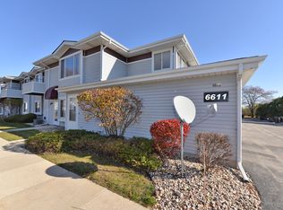 6611 Mariner Dr, Racine, WI 53406