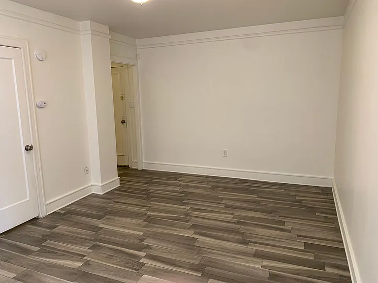 The Davenport Apartments — Photo 17
