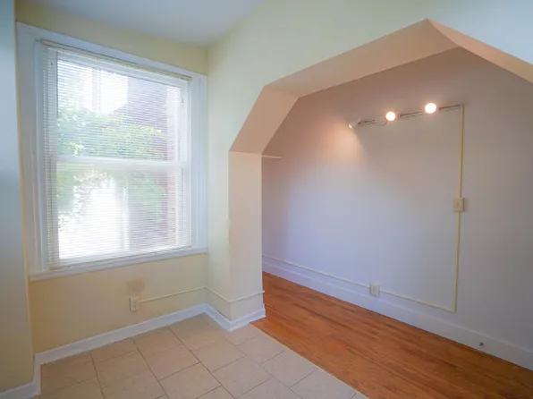 5943 Kingsbury Ave, Saint Louis, MO