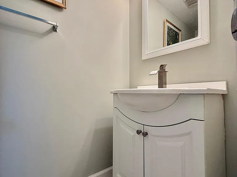 14713 Flints Grove Pl — Photo 16