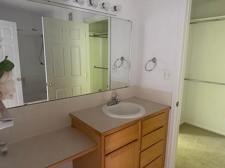 2155 Meadow Ct — Photo 13