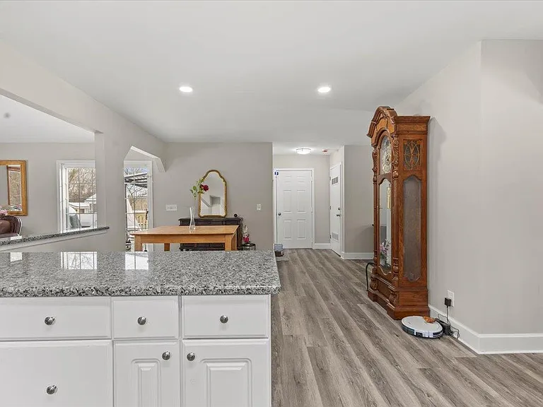 2931 Wisconsin Rd — Photo 26