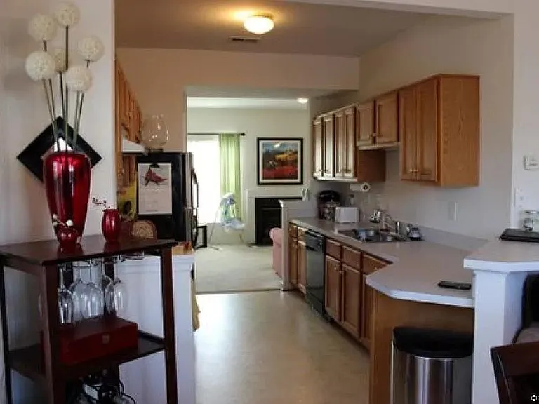 5501 Springwater Ln — Photo 4