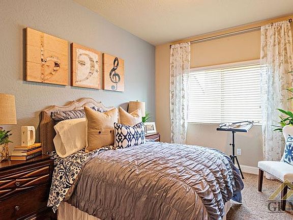5th image of 9301 Woodbrook Dr