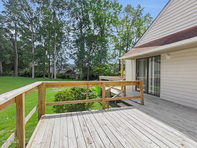 125 Pirates Rd #5 — Photo 17