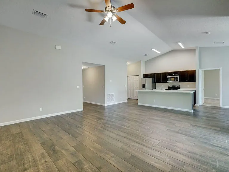 3773 SW Swope St — Photo 11