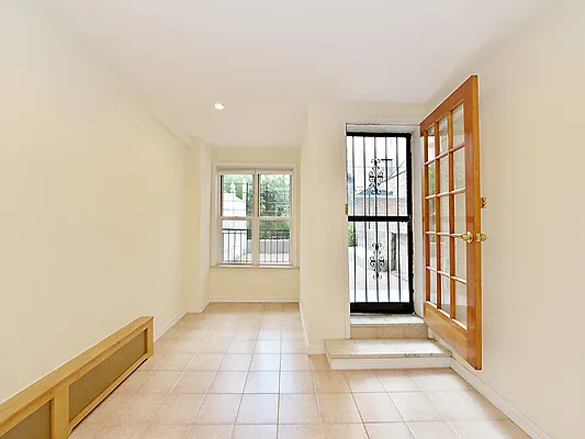 Rented by Cooper & Cooper Real Estate | media 20