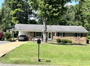 241 Fairview Dr, Humboldt, TN 38343