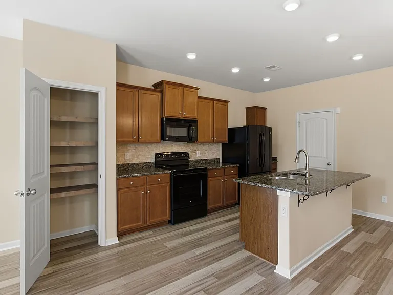 4007 Cannonsgate Ln — Photo 12