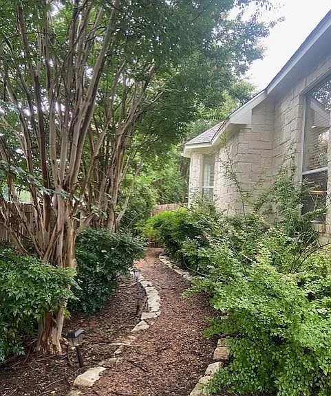 2412 Tivoli Dr — Photo 21
