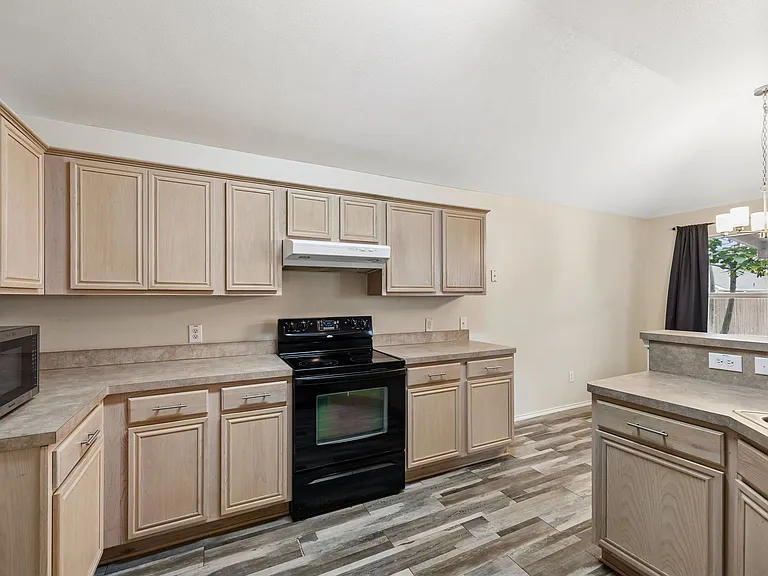 209 Meadow View Ln — Photo 15
