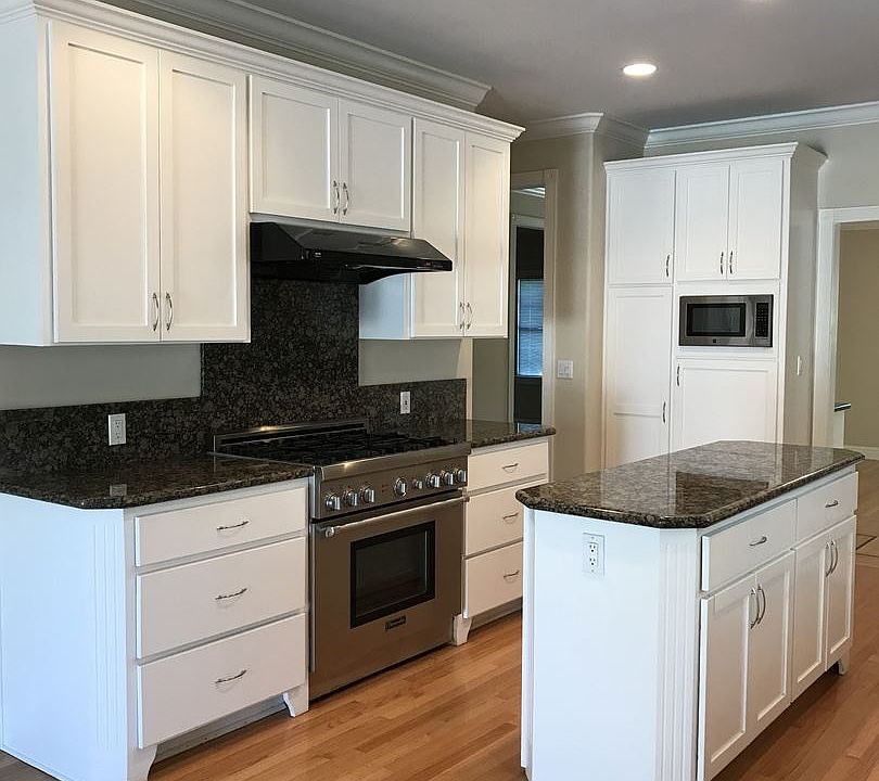 1st image of 440 Monterey Ave
