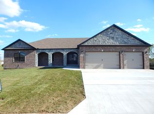 2416 E Kennedy Ct, Joplin, MO 64801