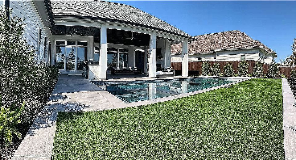 2nd image of 211 Cedar Lake Dr