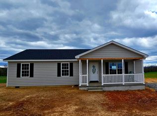 192 Reservoir Ave, Luray, VA 22835